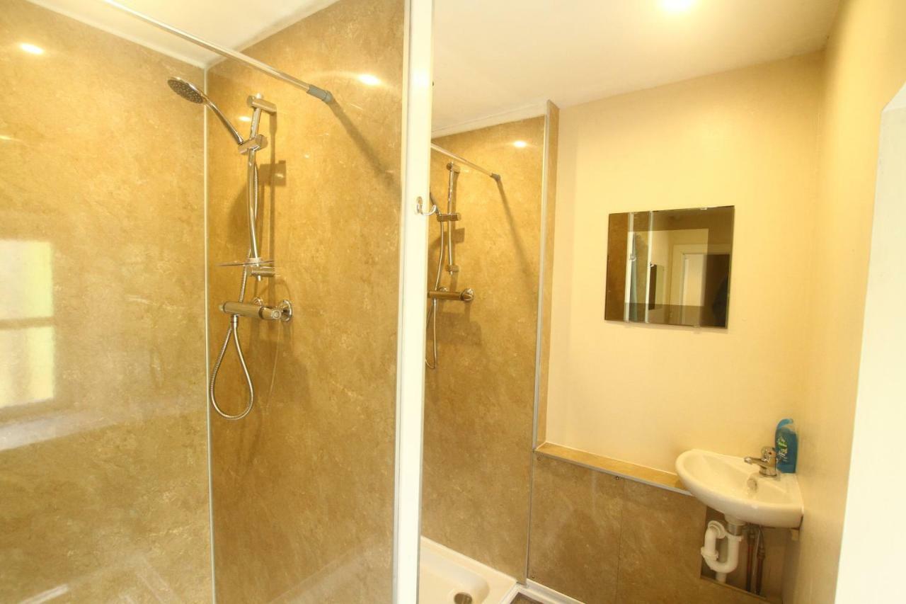 הוילה פיטלוצ'רי Tay Bunkhouse מראה חיצוני תמונה